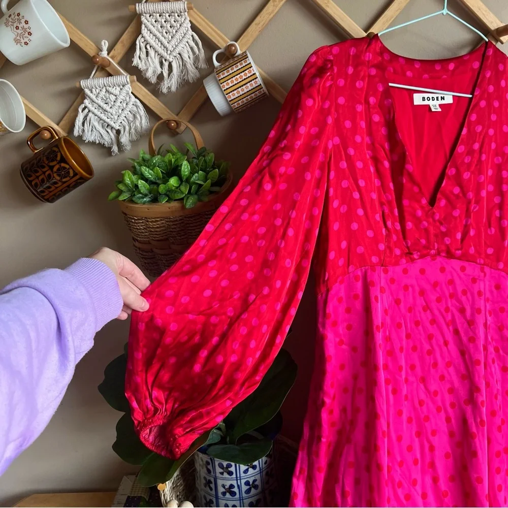 Boden Blouson Sleeve Midi Tea Dress - Picture 5 of 8